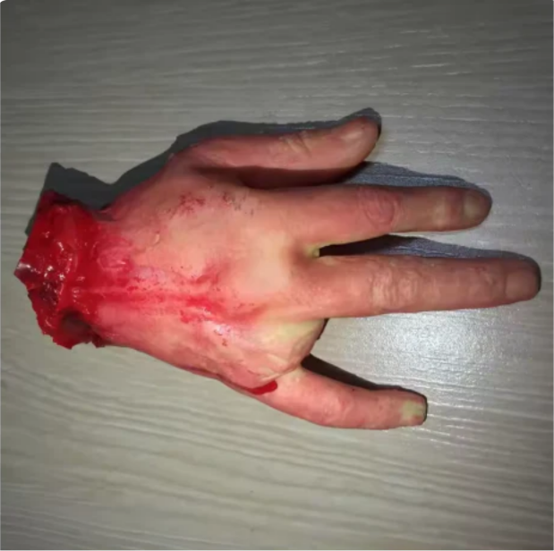 FAKE HAND